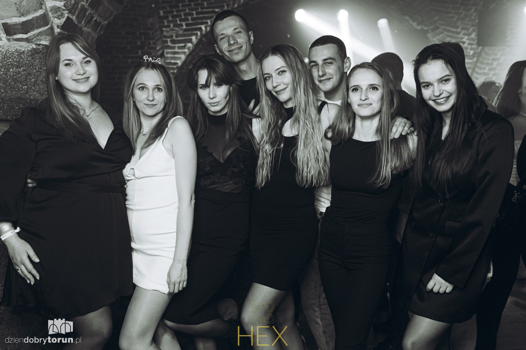 Sobotnia impreza w klubie Hex