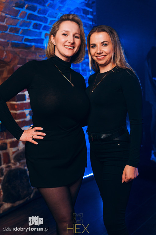 Sobotnia impreza w klubie Hex