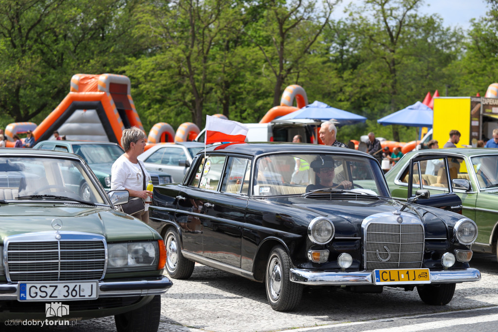 Zlot Mercedesów w Motoparku