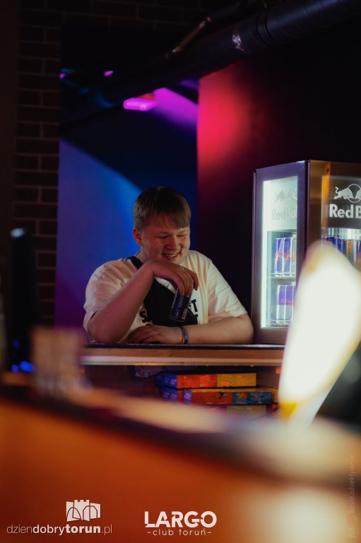 Sobotnia impreza w klubie Largo
