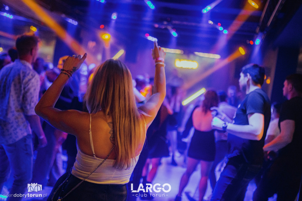Sobotnia impreza w klubie Largo