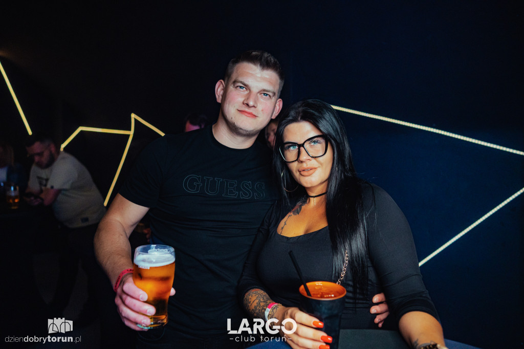 Sobotnia impreza w klubie Largo