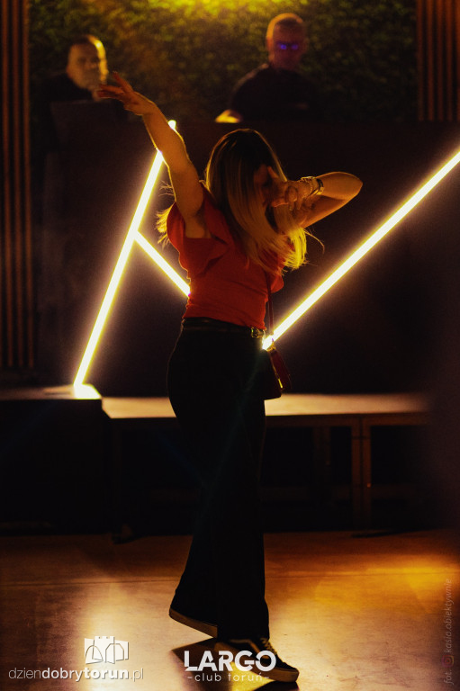 Sobotnia impreza w klubie Largo