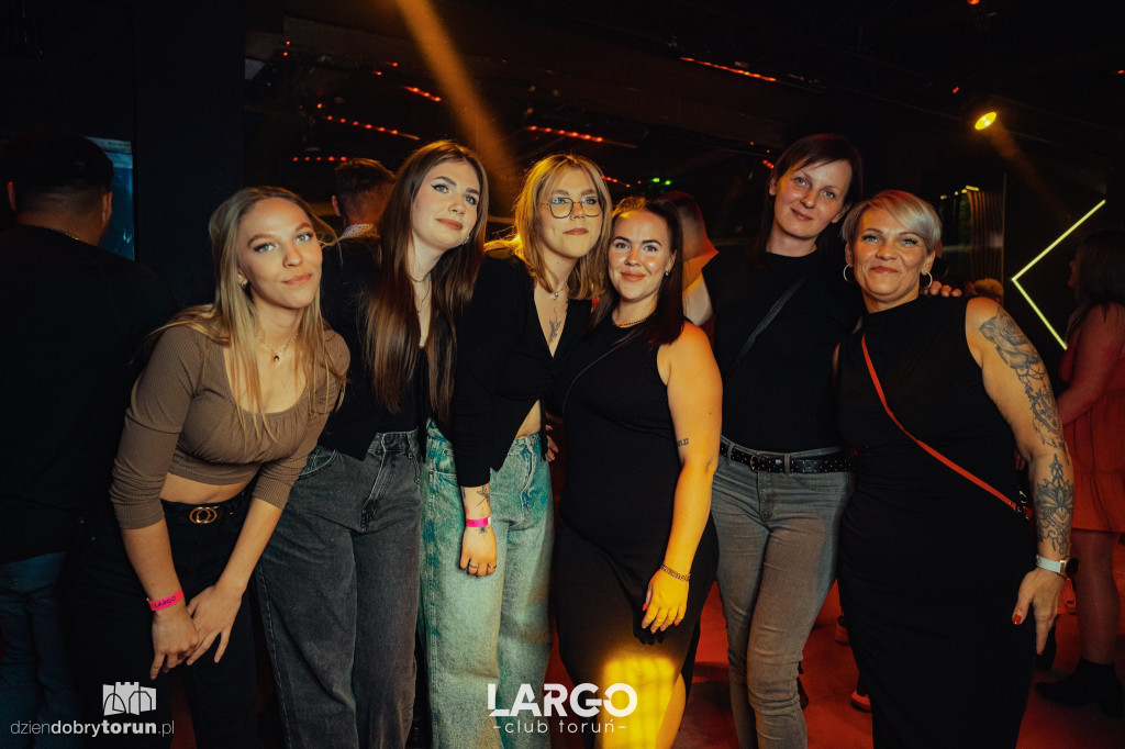 Sobotnia impreza w klubie Largo
