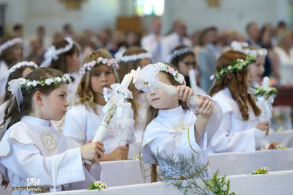 I Komunia Święta w kościele w parafii Maksymiliana Kolbego