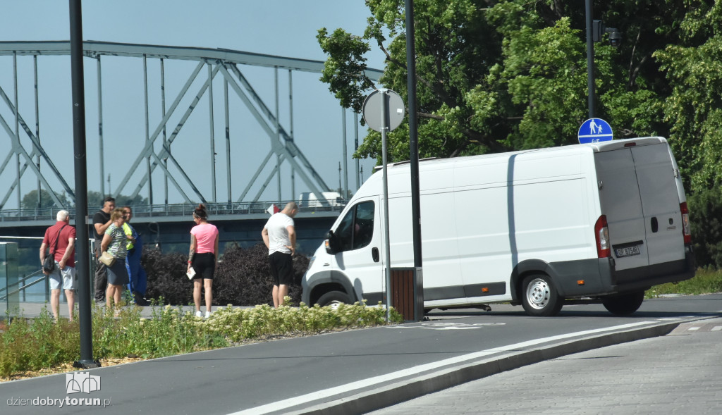 Duże zniszczenia pawilonu na bulwarach