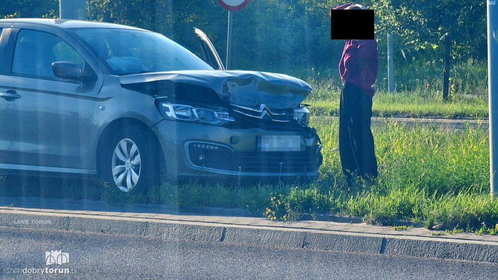 Kolizja w ciągu Szosy Lubickiej