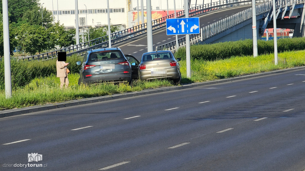 Kolizja w ciągu Szosy Lubickiej