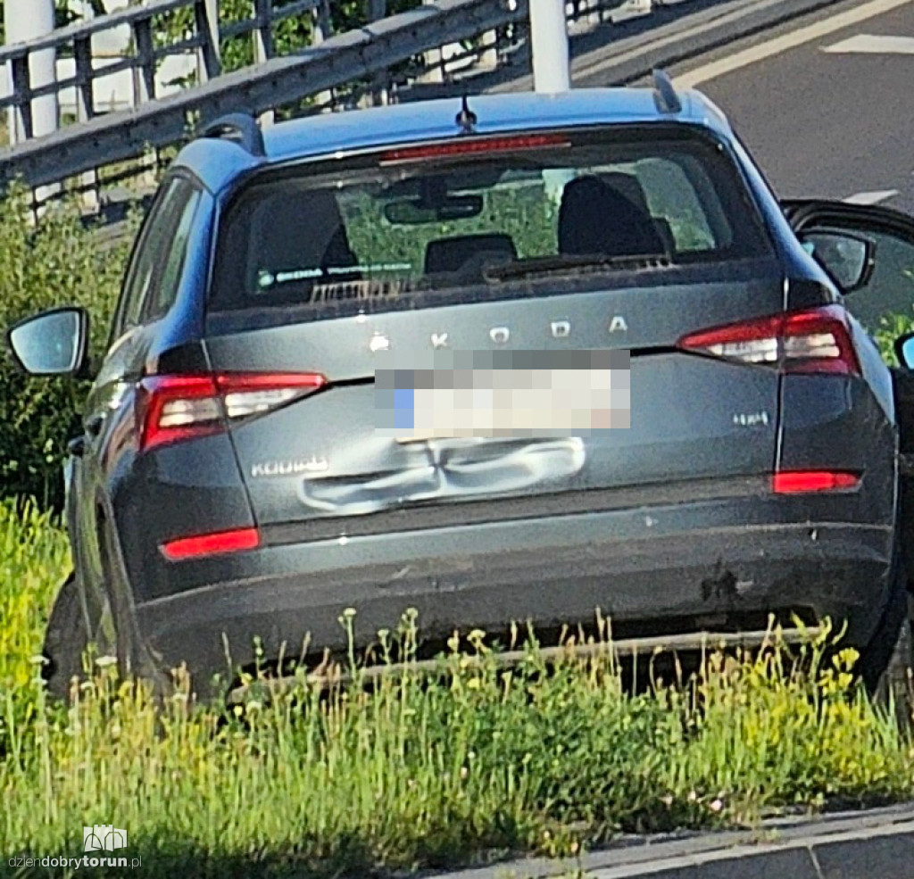 Kolizja w ciągu Szosy Lubickiej