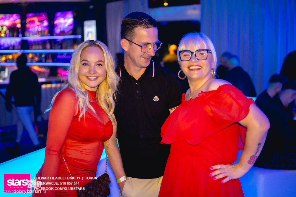Sobotnia impreza w klubie Stars