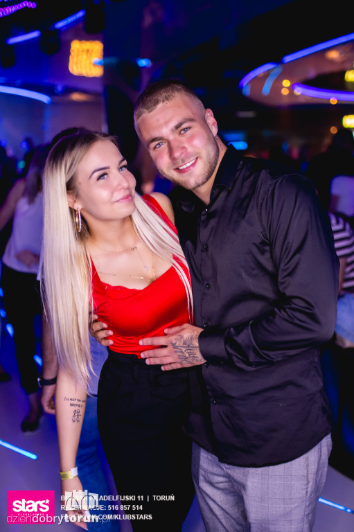 Sobotnia impreza w klubie Stars