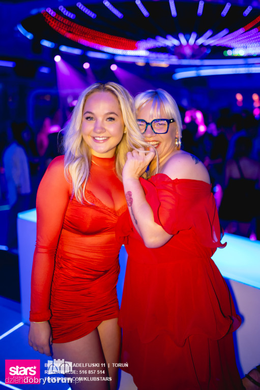 Sobotnia impreza w klubie Stars