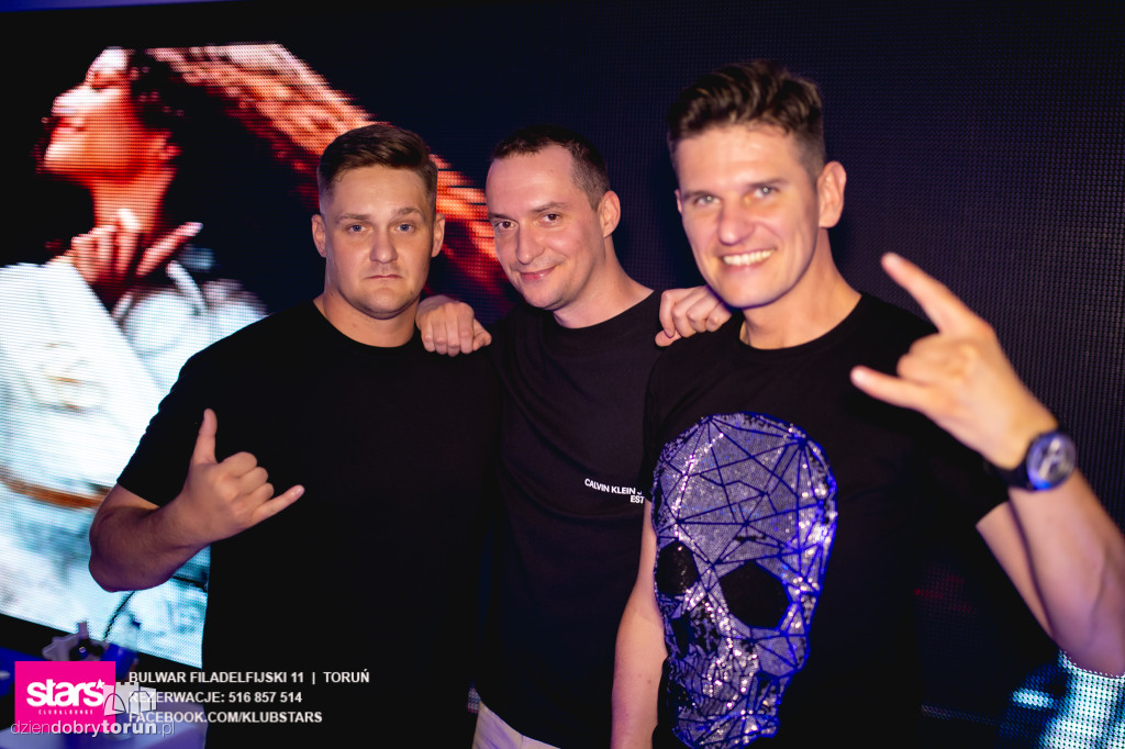 Sobotnia impreza w klubie Stars