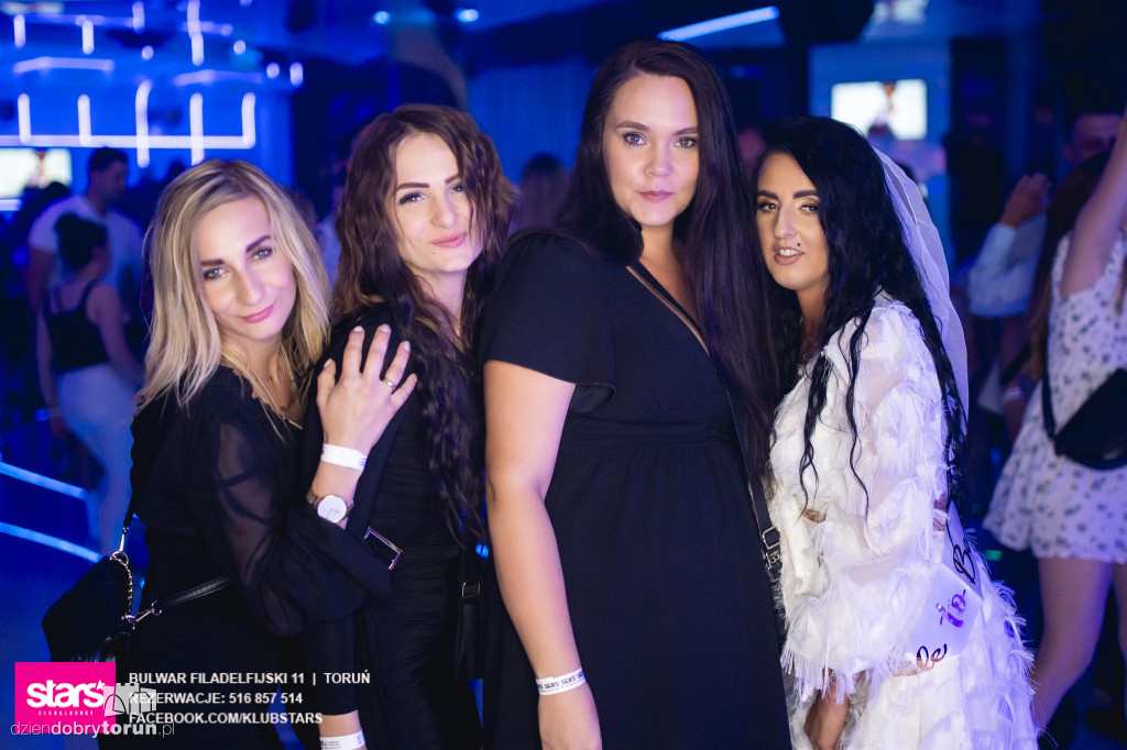 Sobotnia impreza w klubie Stars