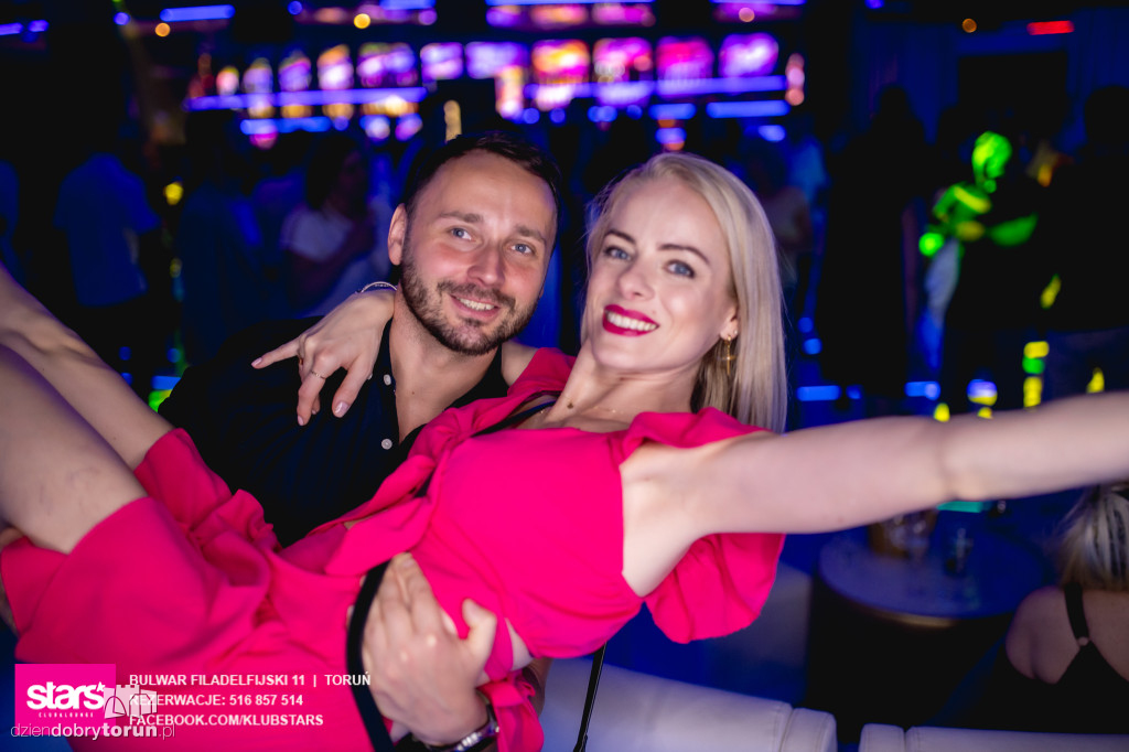 Sobotnia impreza w klubie Stars