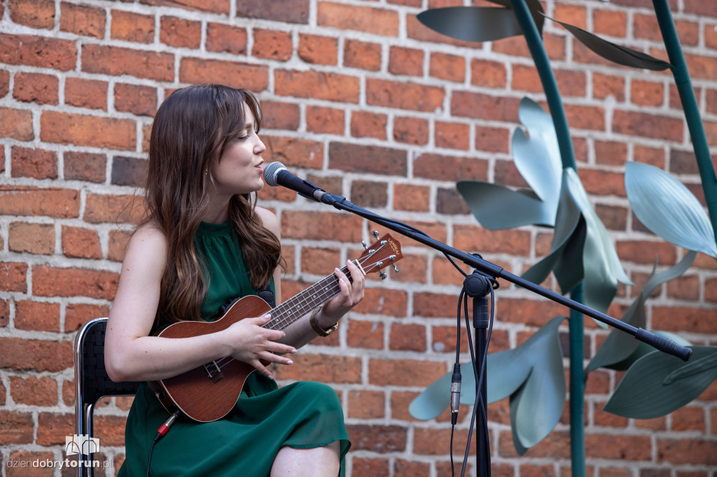 Koncert pod Krzywą Wieżą