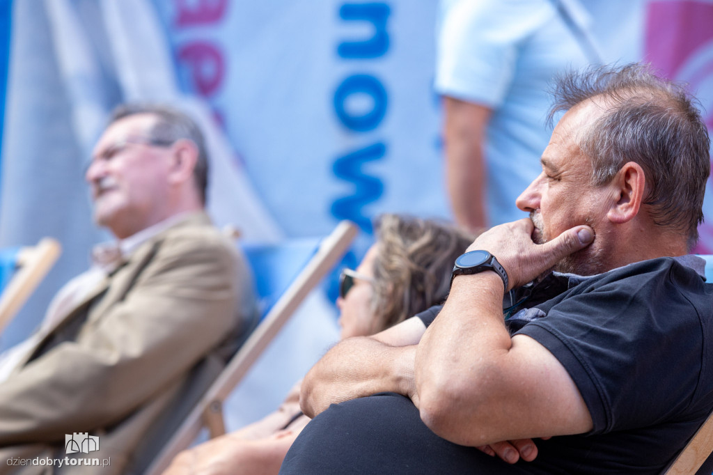 Koncert pod Krzywą Wieżą