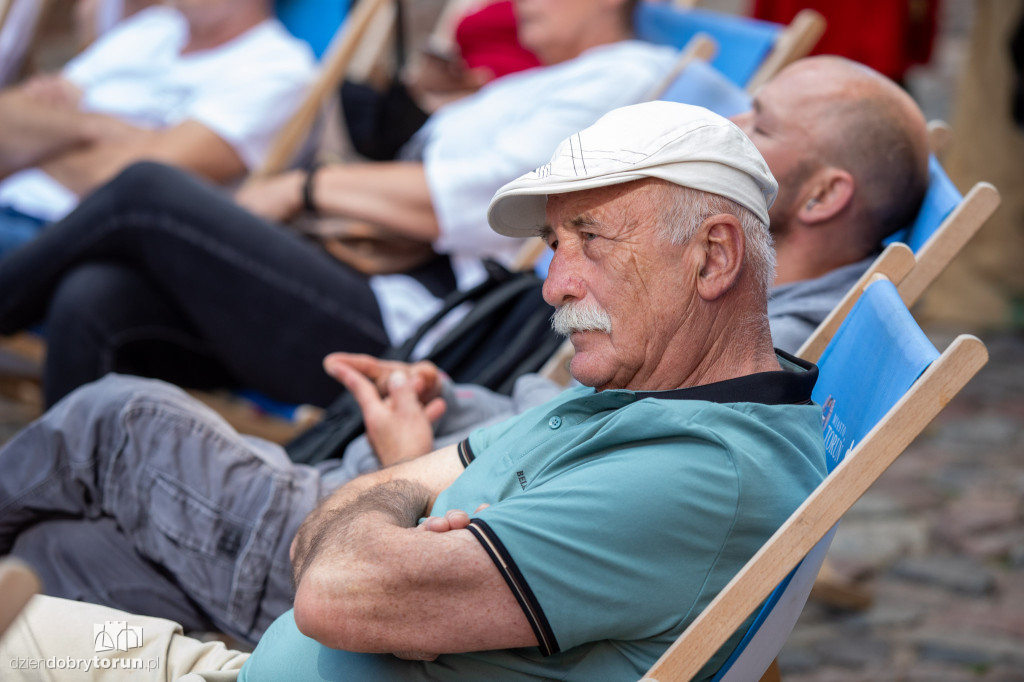 Koncert pod Krzywą Wieżą
