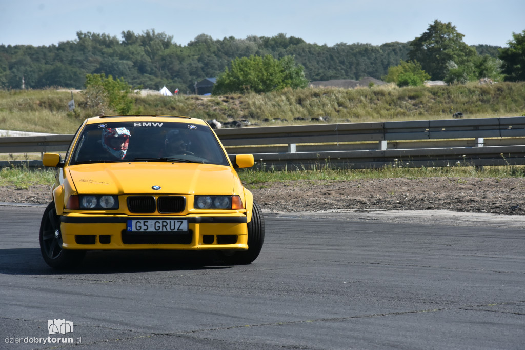 Drifterzy w toruńskim Motoparku