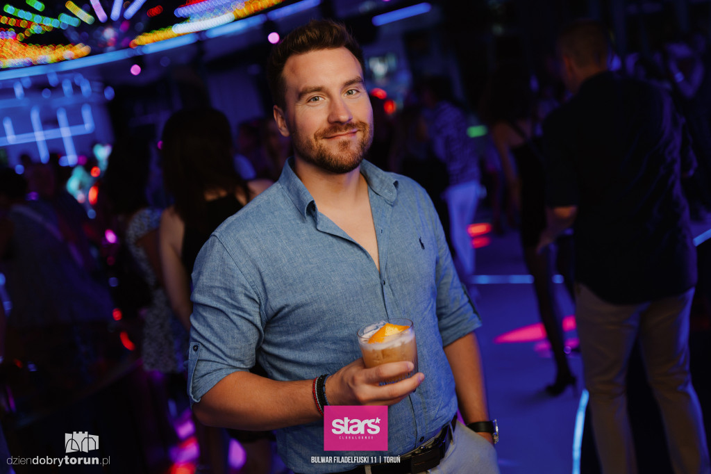 Sobotnia noc w Starsie