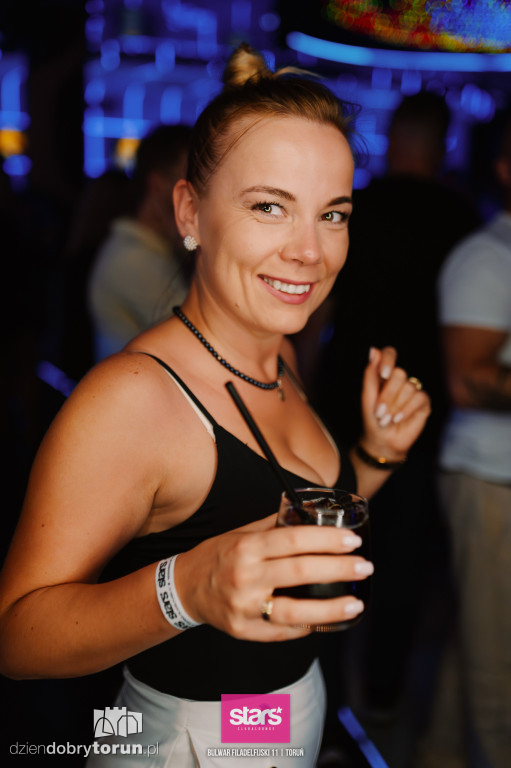 Sobotnia noc w Starsie