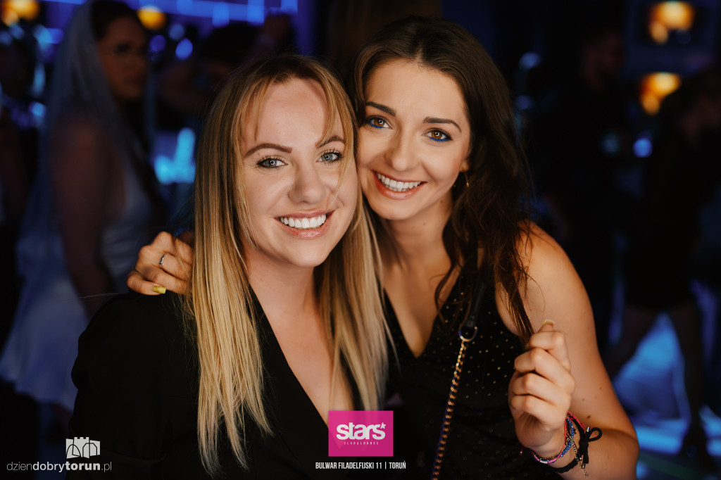 Sobotnia noc w Starsie