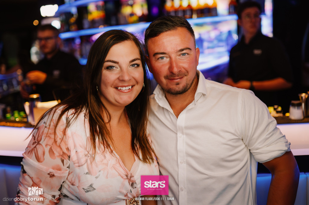 Sobotnia noc w Starsie