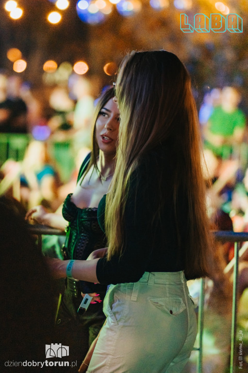 Gorąca sobotnia impreza w Labie