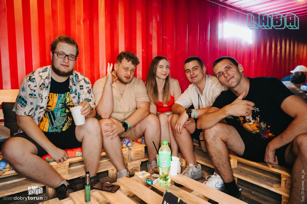 Gorąca sobotnia impreza w Labie