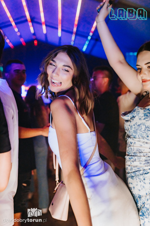 Gorąca sobotnia impreza w Labie