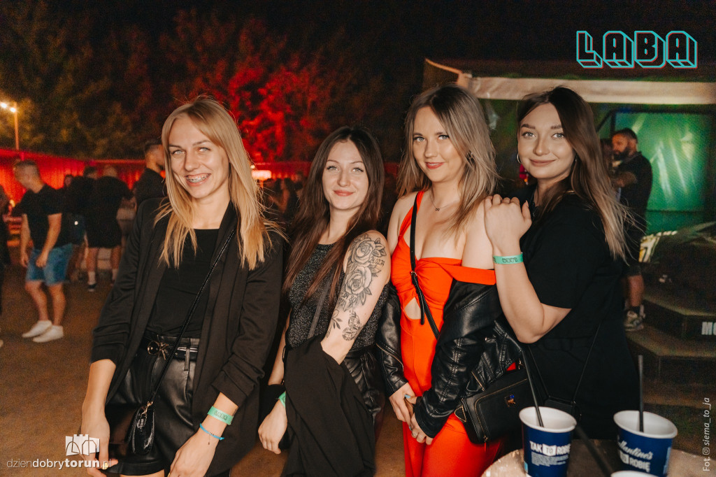 Gorąca sobotnia impreza w Labie