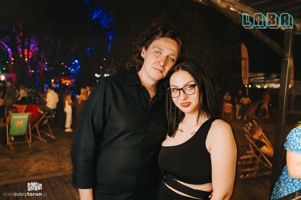 Gorąca sobotnia impreza w Labie
