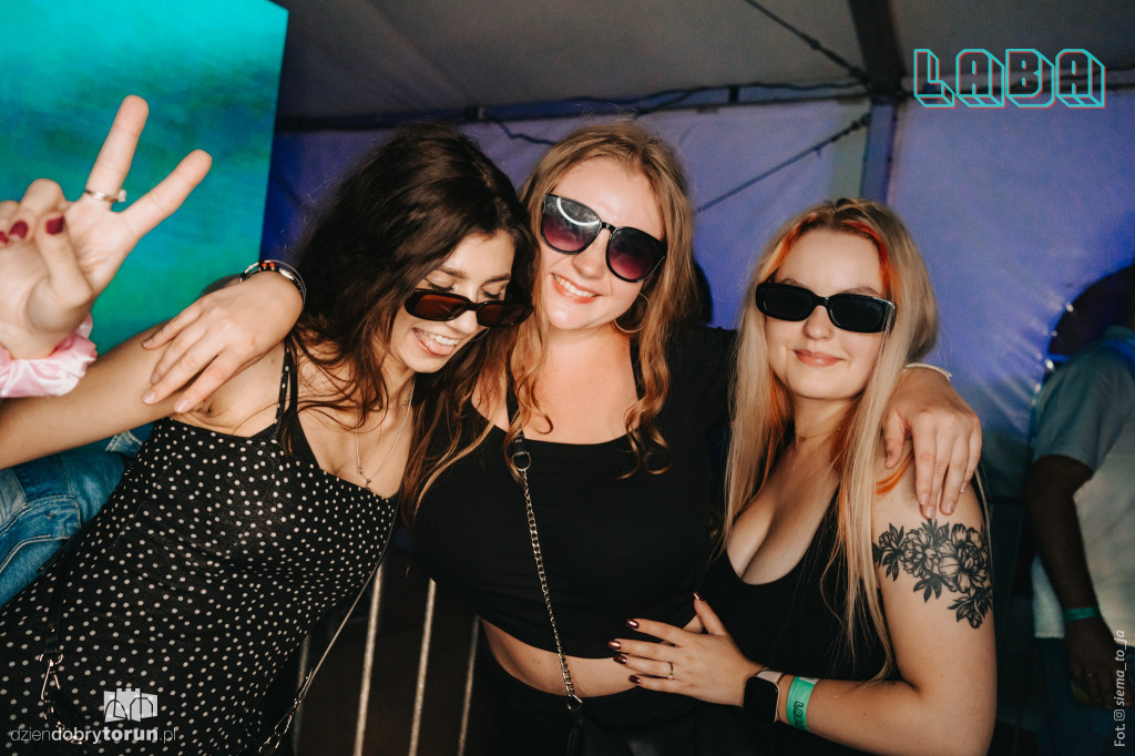 Gorąca sobotnia impreza w Labie