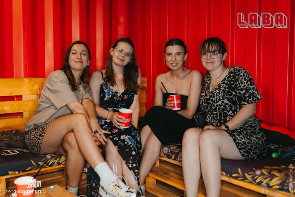 Kolejna gorąca noc w klubie Laba
