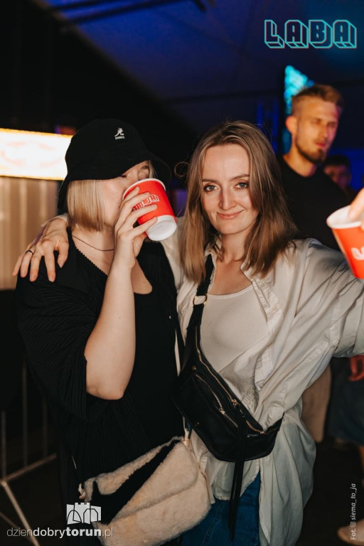Kolejna gorąca noc w klubie Laba
