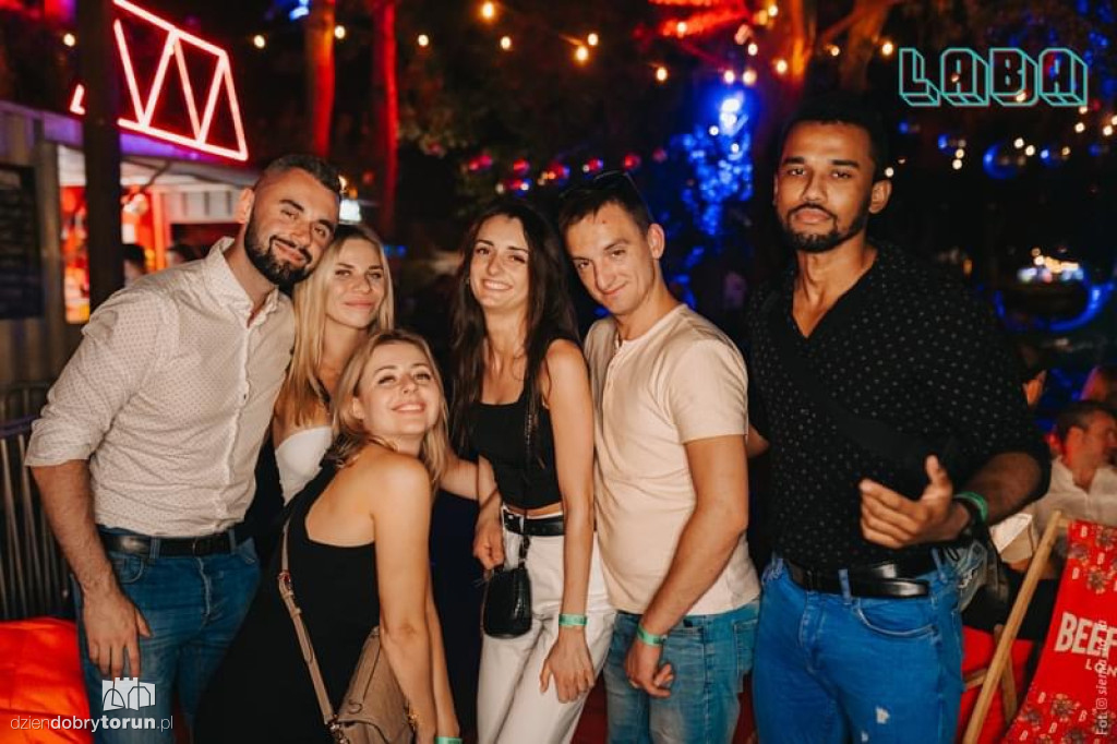 Kolejna gorąca noc w klubie Laba