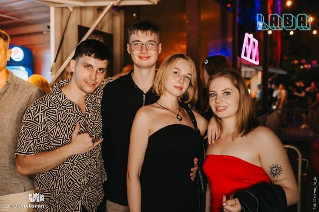 Kolejna gorąca noc w klubie Laba