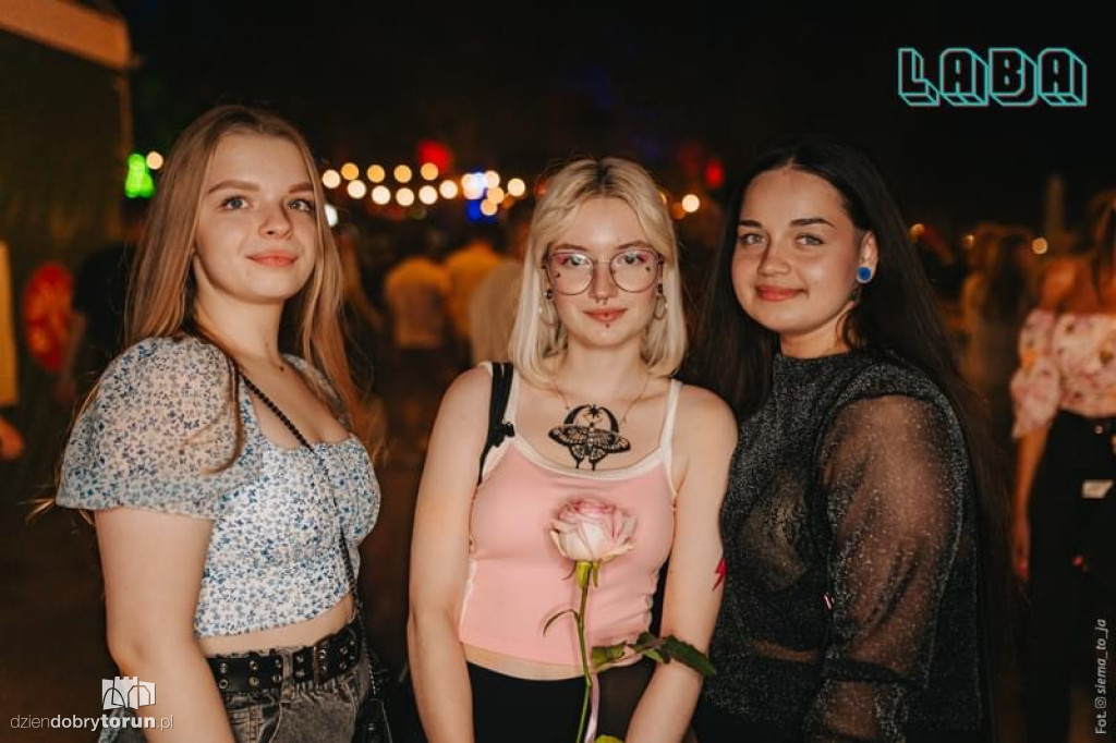 Kolejna gorąca noc w klubie Laba