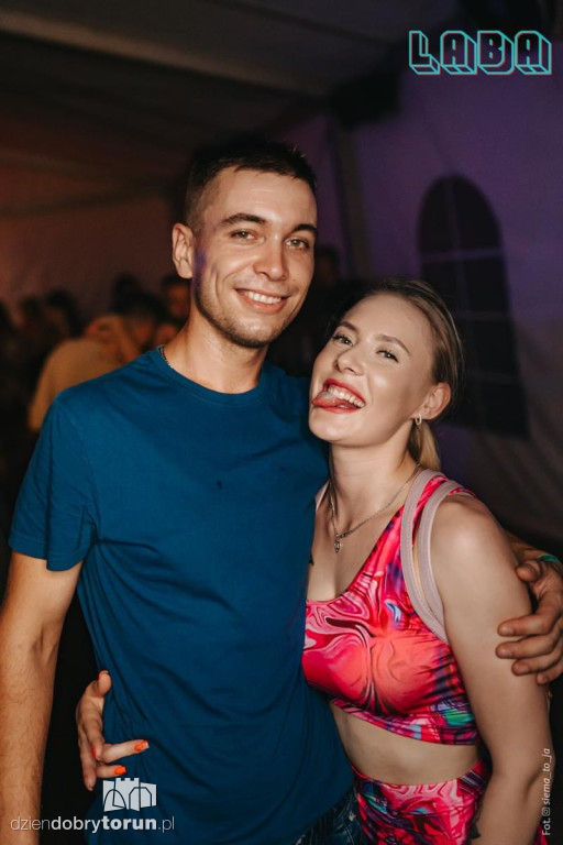 Kolejna gorąca noc w klubie Laba