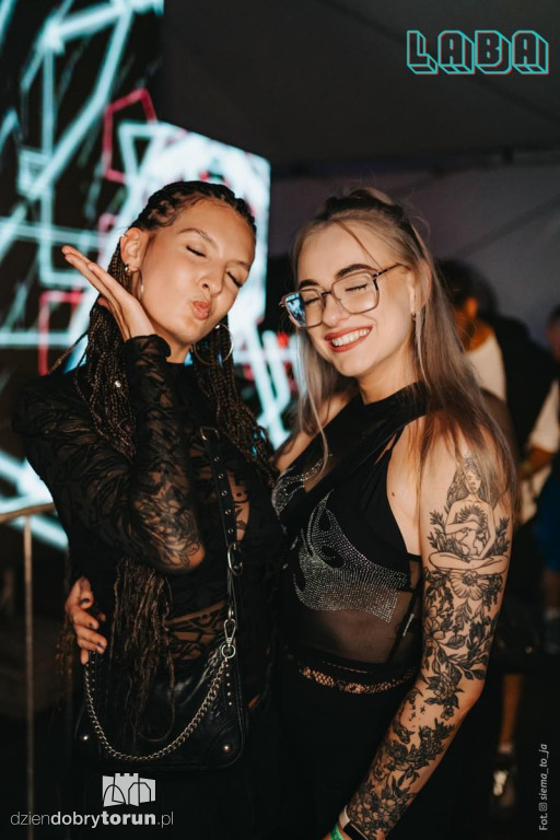 Kolejna gorąca noc w klubie Laba