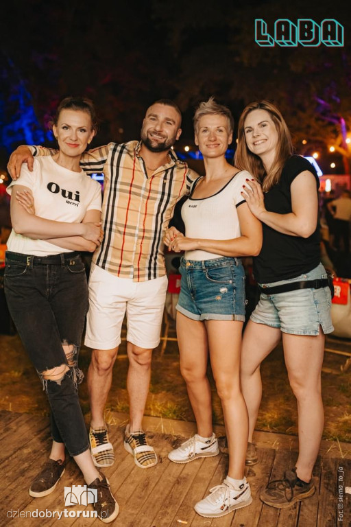 Kolejna gorąca noc w klubie Laba