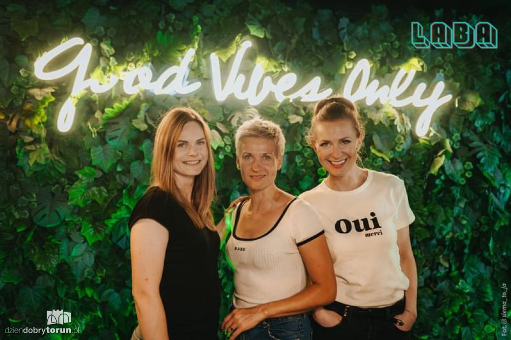 Kolejna gorąca noc w klubie Laba