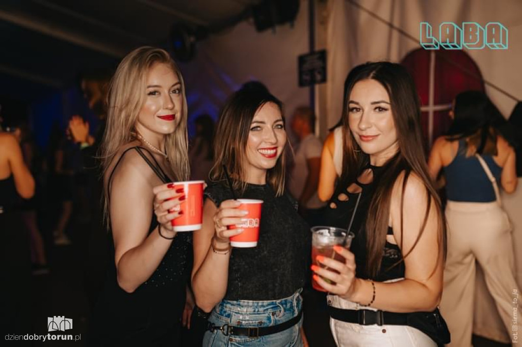 Kolejna gorąca noc w klubie Laba
