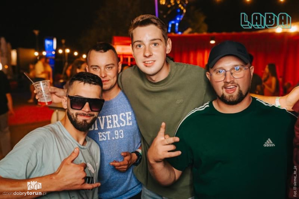 Kolejna gorąca noc w klubie Laba