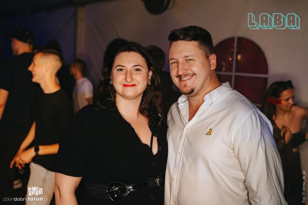 Kolejna gorąca noc w klubie Laba