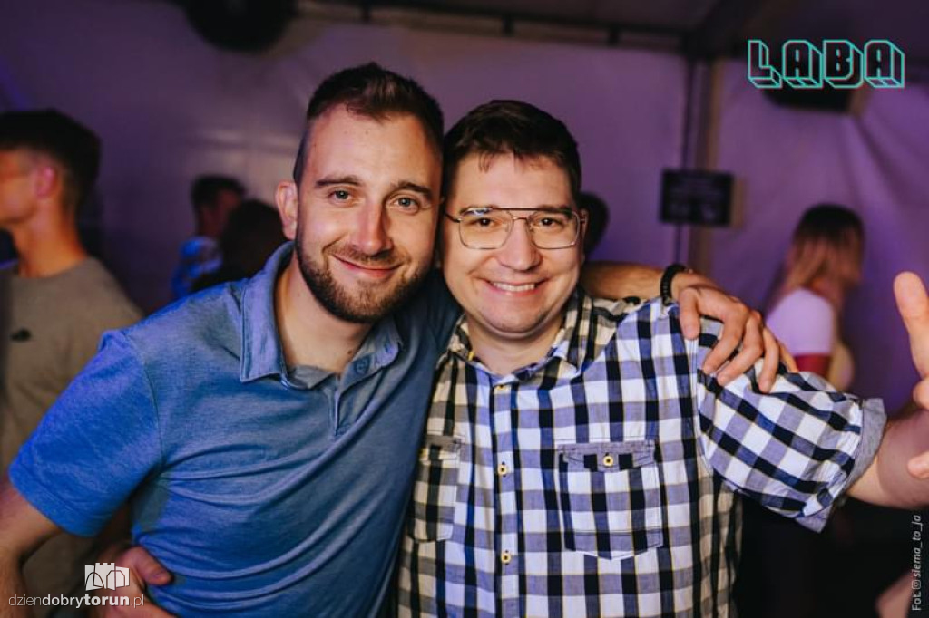 Kolejna gorąca noc w klubie Laba