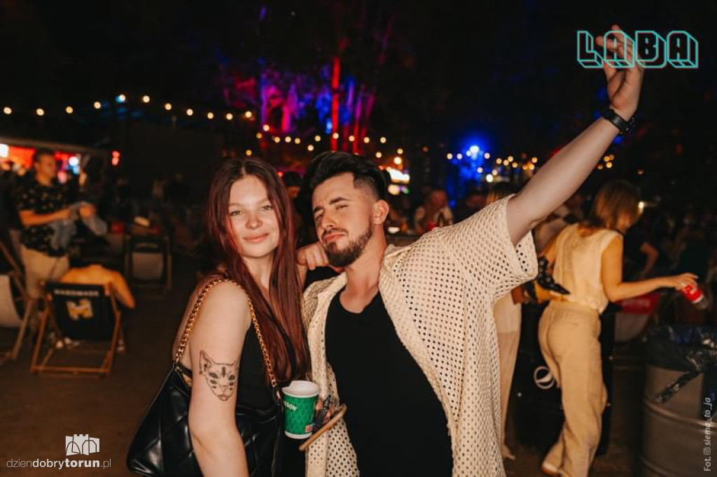 Kolejna gorąca noc w klubie Laba