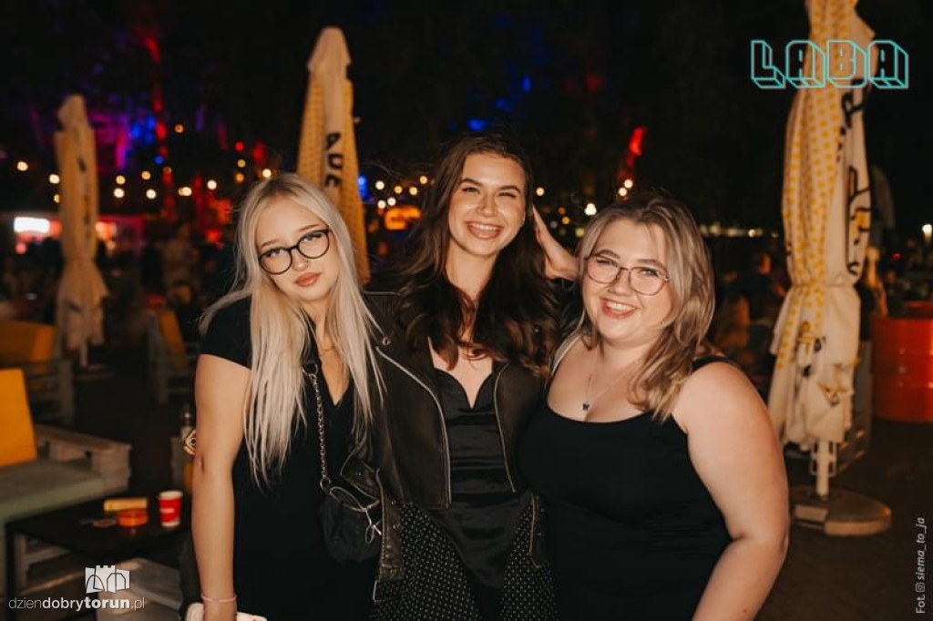 Kolejna gorąca noc w klubie Laba