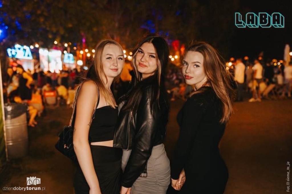 Kolejna gorąca noc w klubie Laba