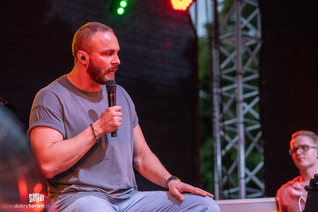 Koncert Sławka Uniatowskiego